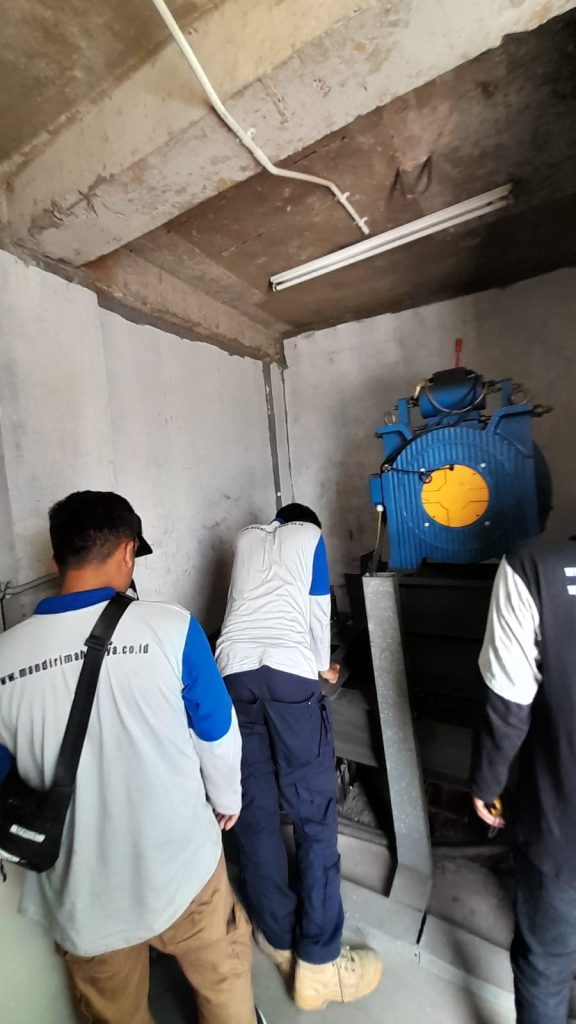 Kegiatan Pelatihan Elevator & Eskalator 30 Oktober - 04 November 2023 8 praktek ke 4 di hari ke 6