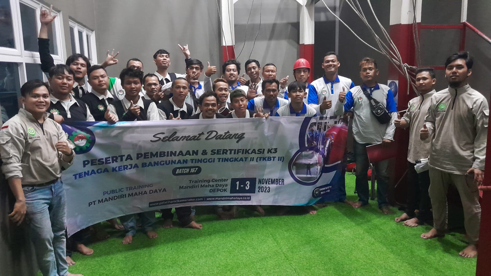 Kegiatan Pelatihan TKBT II di Mandiri Maha Daya 01-03 November 2023 7 foto bersama pelatihan TKBT 2